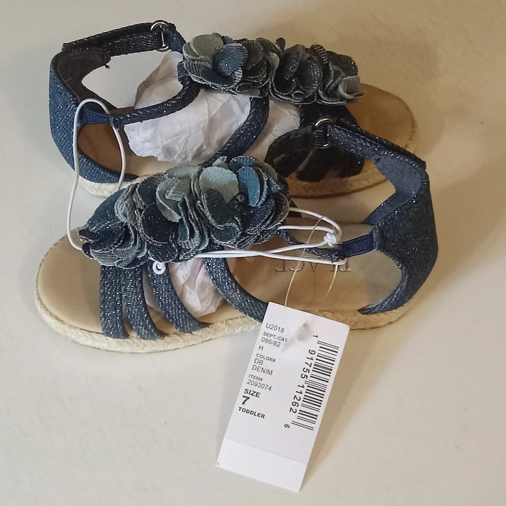 Girls Denim Flower Gladiator Sandal Toddler Size 7 {The Childrens Place} NWT